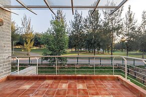 Golf View Home by Stayjade