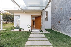 Golf View Home by Stayjade