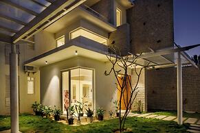 Golf View Home by Stayjade