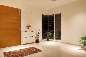 Golf View Home by Stayjade