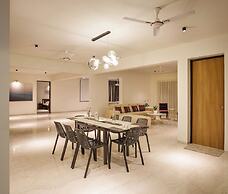 Golf View Home by Stayjade