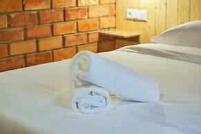 Pristine Hotel