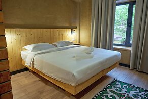 Pristine Hotel