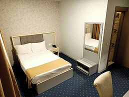 Alis Hotel