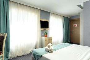 Alis Hotel