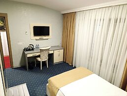 Alis Hotel