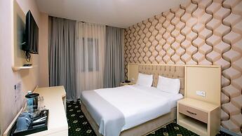 Alis Hotel
