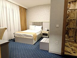 Alis Hotel