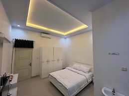 Backyard Guest House
