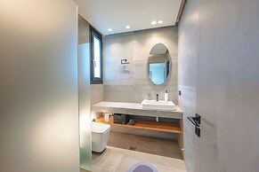Grand Kourouta Pool Apartments