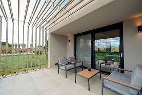Grand Kourouta Pool Apartments