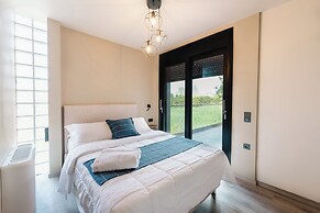 Grand Kourouta Pool Apartments