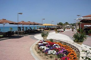 Grand Kourouta Pool Apartments