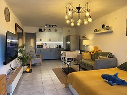 Gugel Waves Apartments
