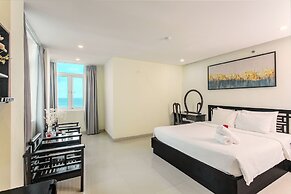 Seavitel Beach Hotel Da Nang