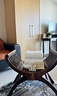 Uptown Parksuites Tower One
