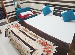 Hotel Gayatri palace Vrindavan