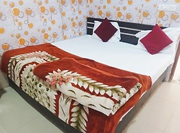 Hotel Gayatri palace Vrindavan