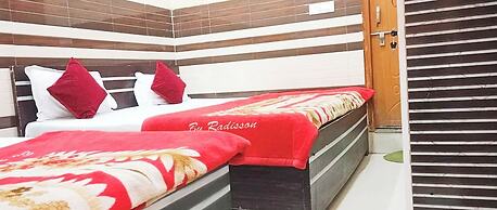 Hotel Gayatri palace Vrindavan