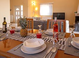 Villa with S. Pool Theologos by GHH