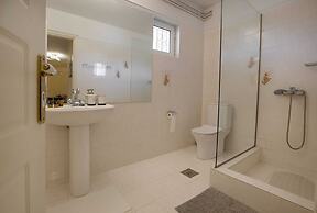 Villa with S. Pool Theologos by GHH