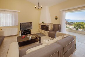 Villa with S. Pool Theologos by GHH