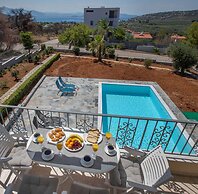 Villa with S. Pool Theologos by GHH