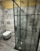 Stiela Suit Bungalov