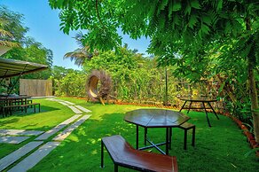 The Lazy Cabanas