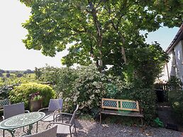 Magnolia View