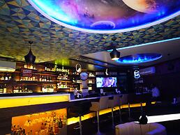 Sky Star Hotel