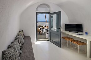 Amphora Selene Seaview Getaway in Akrotiri