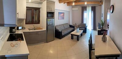 Villa Orestis - Stoupa Seaview Gem