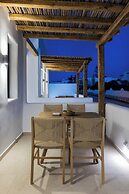 Solmar Suites