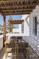 Solmar Suites