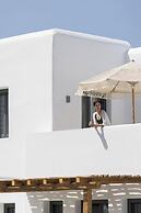 Solmar Suites