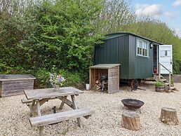 Oak Shepherd Hut