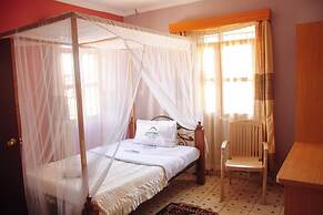 Dream House Hotel