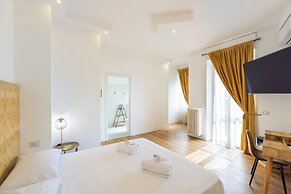 Domino Hotel