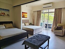 Pico Condotel Hamilo Coast