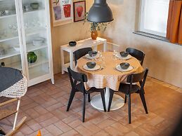 Green Lodge - Apartment 6 - 1 BR 1 Bath
