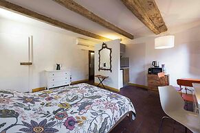 Amorini by MMega