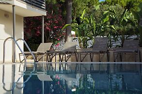 Levon Villa Hotel