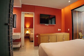 Zapadilly Tree Hotel