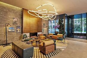 Moxy Shanghai Putuo