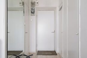 Renovated Top Floor Studio in Kallio