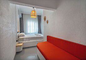 MİLOZROOMS
