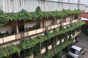 Hotel Lestari