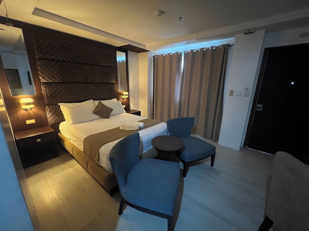 Subiza Beach Resort
