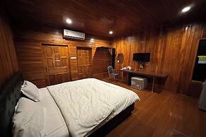 Phra Chan Khiang Dao Resort